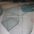 Chicken coop hexagonal wire mesh